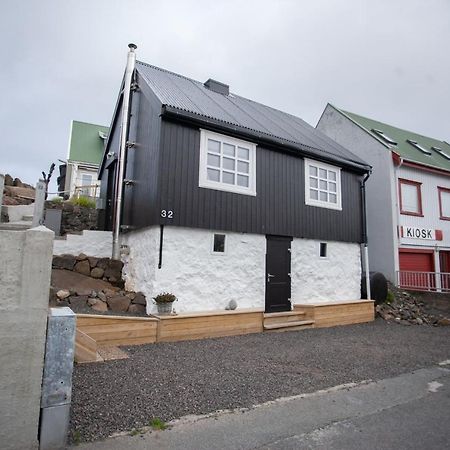 Two Bedroom Vacation Home In The Center Of Torshavn Exterior photo